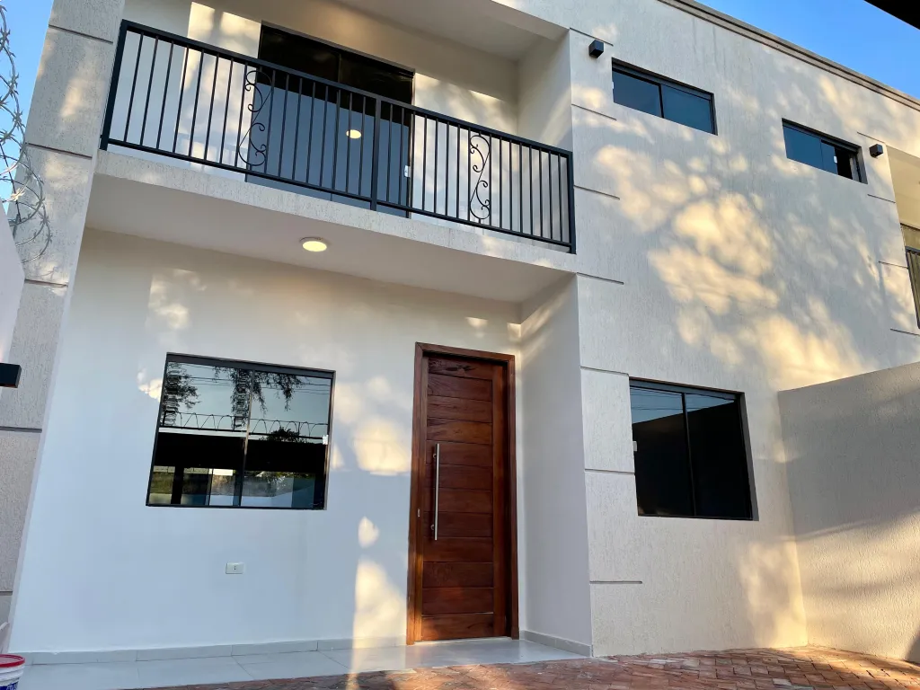 ALQUILO DUPLEX A ESTRENAR EN LAMBARE, ZONA PARQUES DEL YACH — foto 2