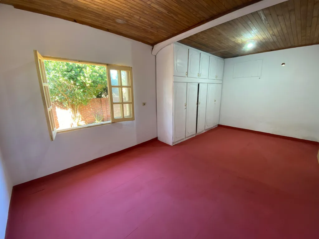 Amplia casa en alquiler en el Barrio Santa María — photo 3