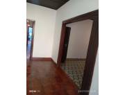 Alquilo hermoso chalet