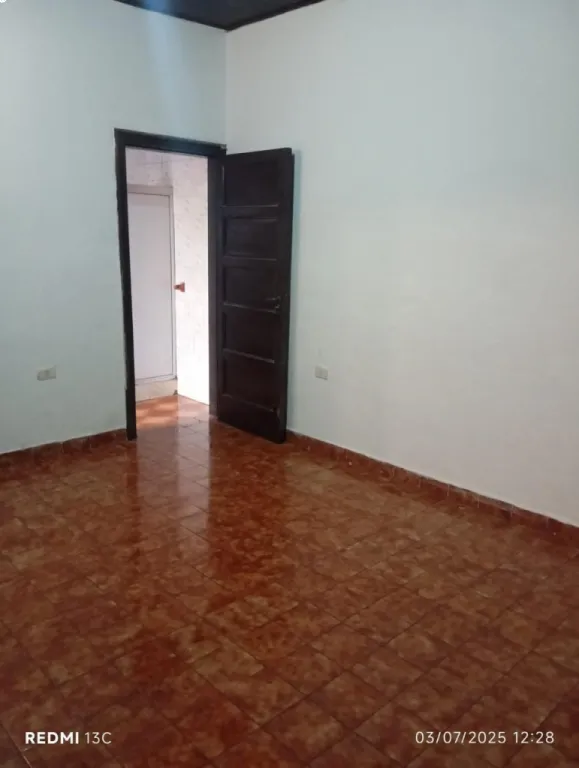 Alquilo hermoso chalet — foto 2