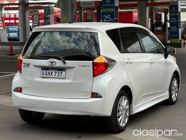 Toyota New Ractis 2010 — foto 4