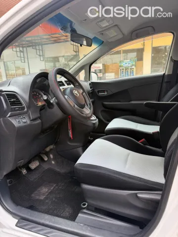 Toyota New Ractis 2010 — foto 7