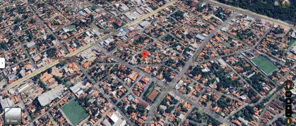VENDO PROPIEDAD EN SANTISIMA TRINIDAD con Casa a Refaccionar o Demoler — foto 2