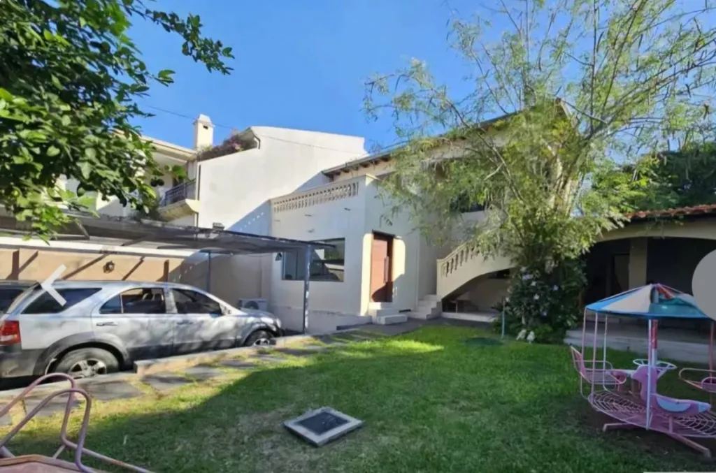 VENDO PROPIEDAD EN SANTISIMA TRINIDAD con Casa a Refaccionar o Demoler — foto 3