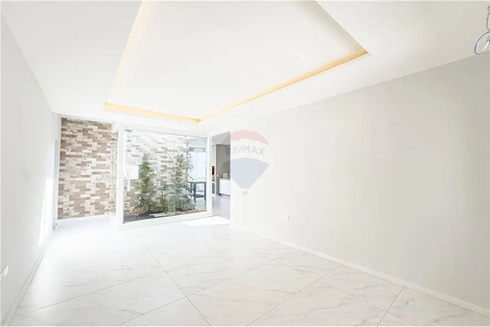 En venta amplia casa con piscina en Villa Elisa — foto 2