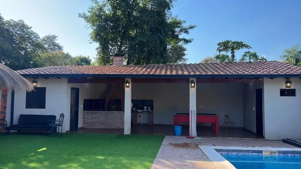 VENDO HERMOSA CASA CON PISCINA EN CAPIATÁ — foto 3