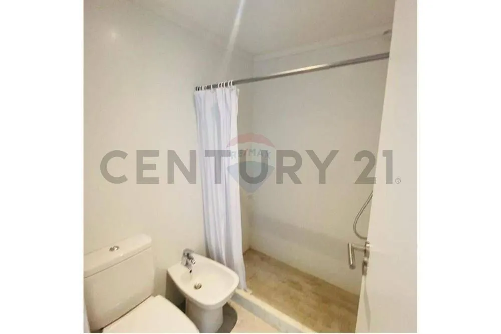 VENDO DUPLEX PREMIUN DE 4 DORMITORIOS EN BARRIO CERRADO LAGUNA GRANDE — foto 3