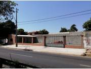 ALQUILO TERRENO CON OFICINA Y KITCHENETTE SOBRE MADAME LYNCH