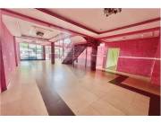 ALQUILO EDIFICIO COMPLETO CON SHOWROOM EN CDE