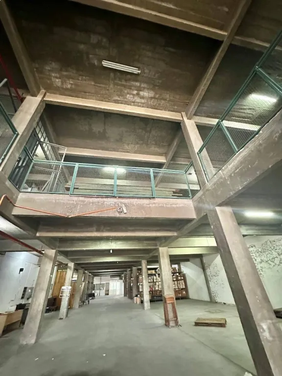 En Venta Nave industrial (DEPÓSITO) de gran envergadura de 4 niveles — foto 2