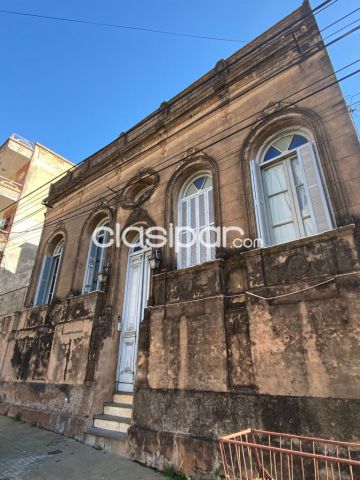 Casas - Importante Casa de estilo Neoclásico o Colonial, Barrio Dr. Gaspar Rodríguez de Francia