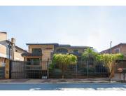 VENDO HERMOSA RESIDENCIA BARRIO MBURUCUYÁ
