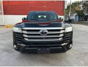 VENDO TOYOTA LAND CRUISER 300 VXR SPORT DIESEL 0KM AÑO 2025 FULL EQUIPADO