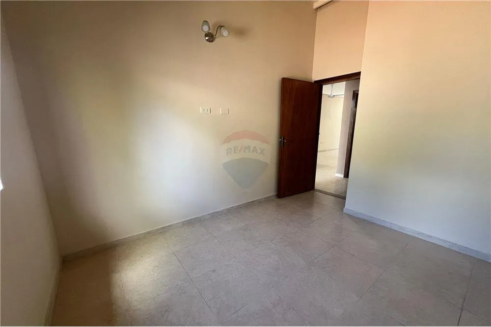 Casa tipo chalet a estrenar — Foto 3