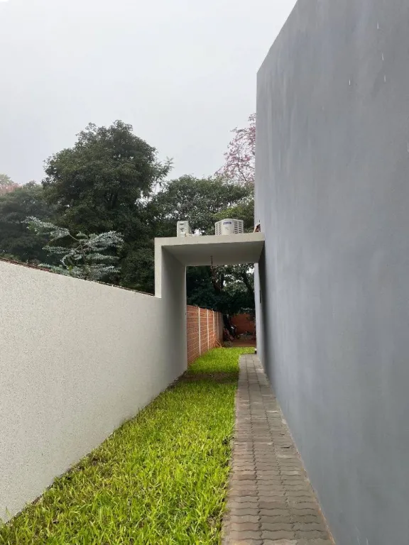VENDO HERMOSA Y AMPLIA CASA A ESTRENAR DE 3 DORMITORIOS EN VILLA ELISA — foto 2