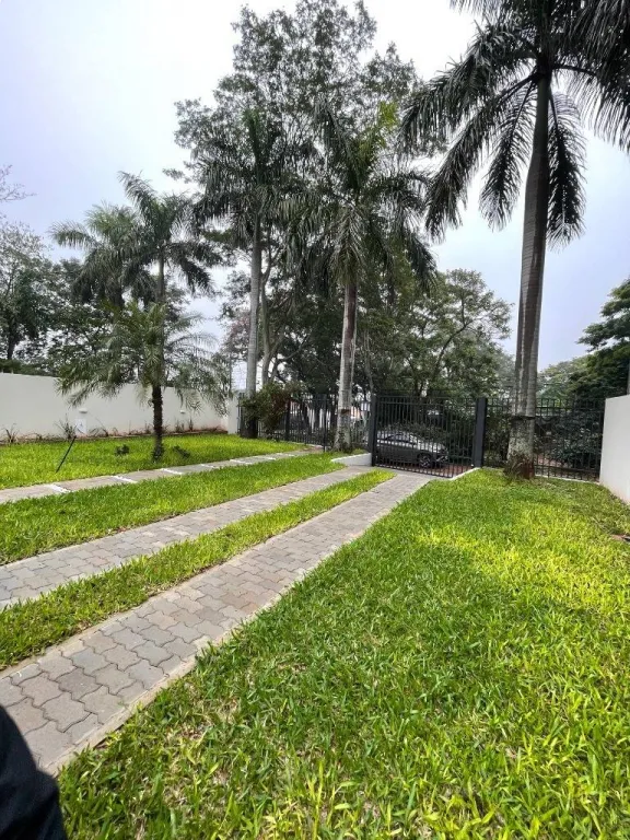VENDO HERMOSA Y AMPLIA CASA A ESTRENAR DE 3 DORMITORIOS EN VILLA ELISA — foto 3