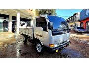 Camion Nissan Atlas 1997 pan