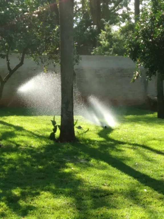VENDO AMPLIA Y MODERNA CASA CON PISCINA EN SAN ANTONIO — photo 3