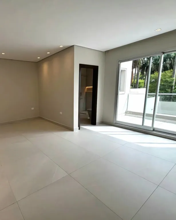 *EXCLUSIVA RESIDENCIA DE LUJO EN MBURUCUYA EN VENTA 🏠* — foto 2