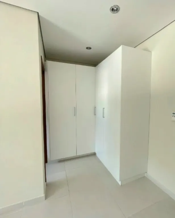 *AMPLIO DÚPLEX DE 3 DORMITORIOS ALQUILO EN LUQUE‼️ — foto 2