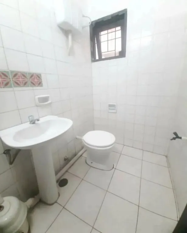 ALQUILO SALÓN COMERCIAL OBRE CHOFERES DEL CHACO Y CELSA SPERAT — photo 2