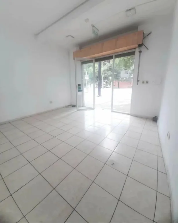 ALQUILO SALÓN COMERCIAL OBRE CHOFERES DEL CHACO Y CELSA SPERAT — photo 3