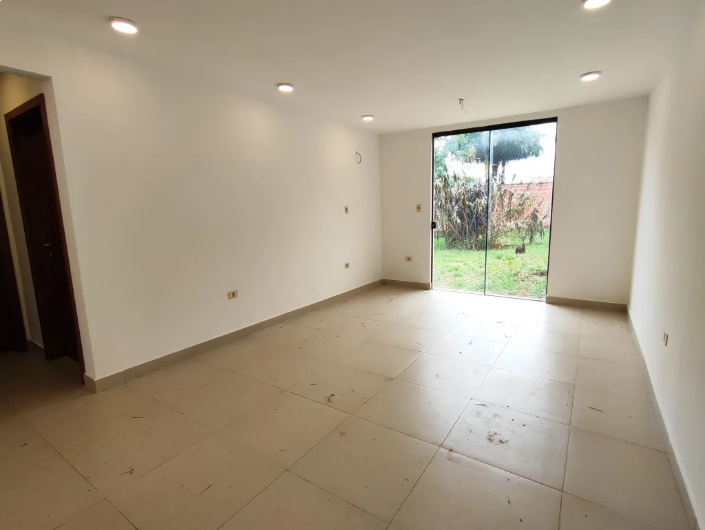 VENDO CASA EN LUQUE — foto 2