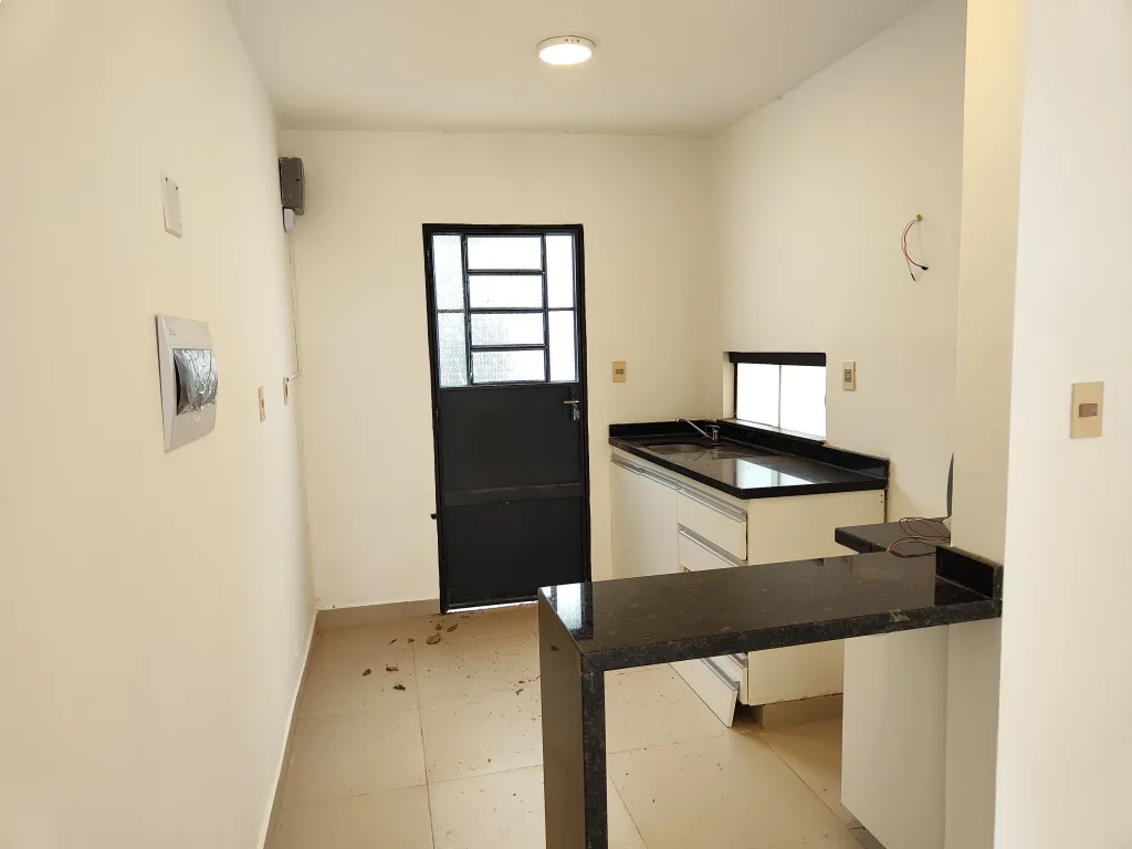 VENDO CASA EN LUQUE — foto 3