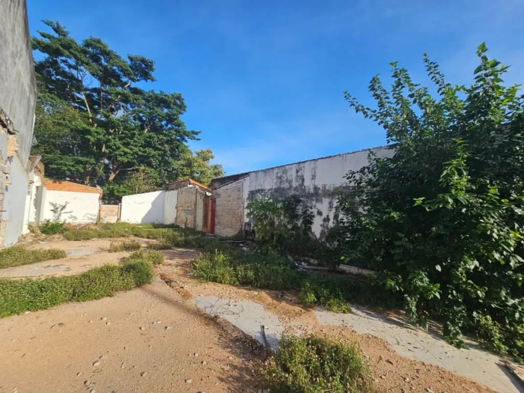 TERRENO EN BARRIO JARA — foto 3