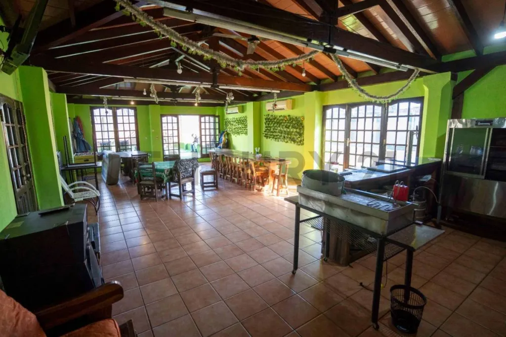 Hermosa casa quinta en Venta en Luque — photo 3