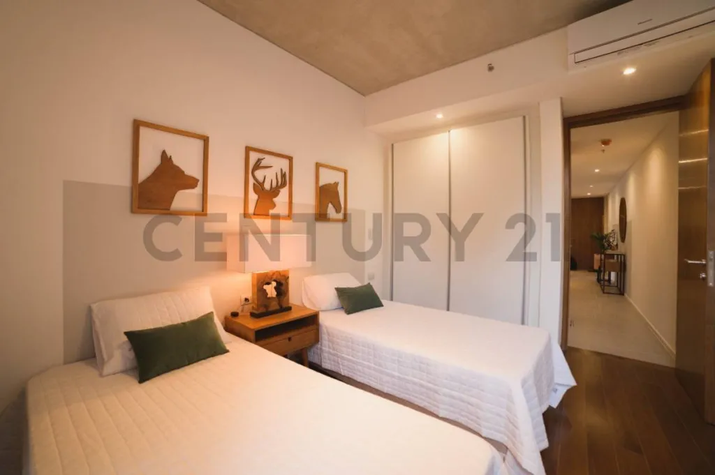 En Venta Departamento de 3 Dormitorios, Edificio Bernardino — foto 3
