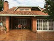 VENDO CASA EN BARRIO RECOLETA SOBRE CALLE ALFREDO SEIFERHELD