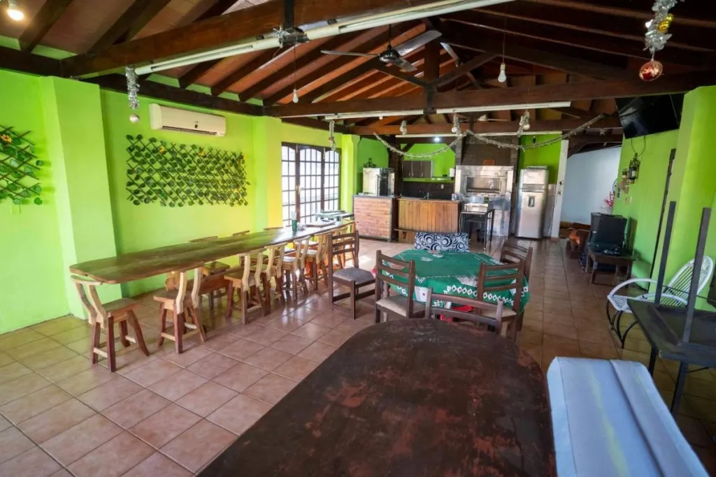 VENDO CASA QUINTA EN LAURELTY, LUQUE — foto 3