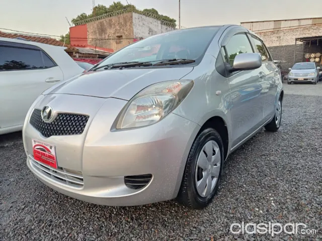 Toyota Vitz 2006 - foto 2
