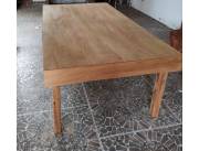 Mesa rustica amplia para 12 personas