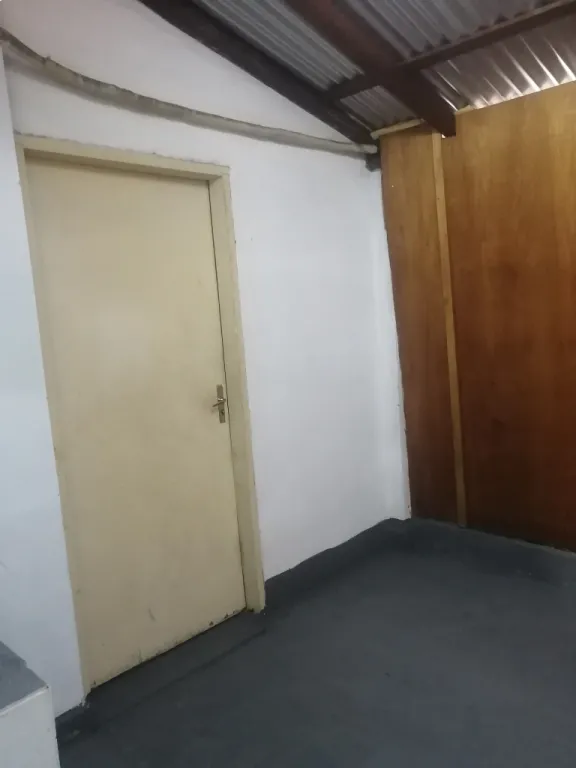ALQUILO PIEZA INDEPENDIENTE A CUADRAS ÑU GUAZU — photo 3