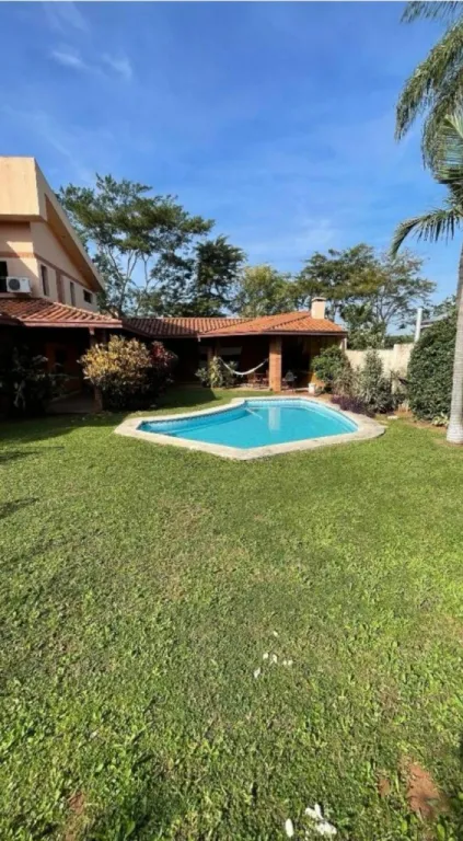 En Venta Amplia Casa en Barrio Felicidad de Lambaré V225 — foto 3
