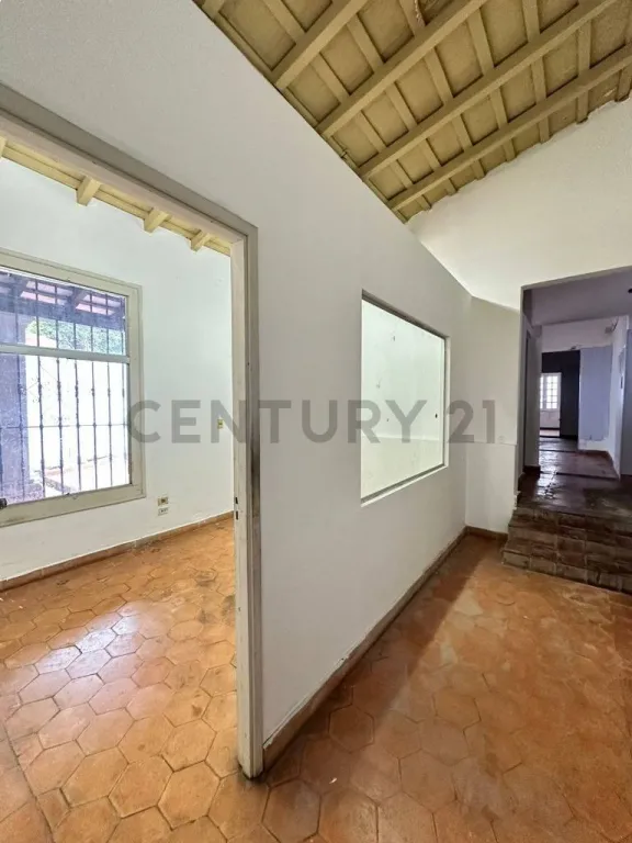 Casa en venta barrio LAS MERCEDES a 200 m de la Avda. Perú — Foto 3