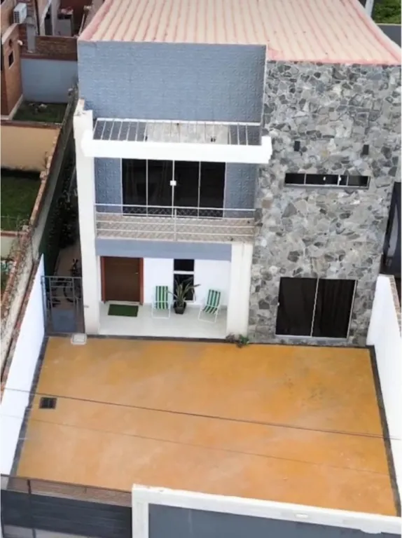 VENDO CASA EN MARIANO BARRIO SAN BLAS — foto 2