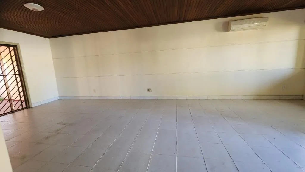 VENDO CASA TODA EN PLANTA BAJA EN VILLA ADELA LUQUE — foto 3