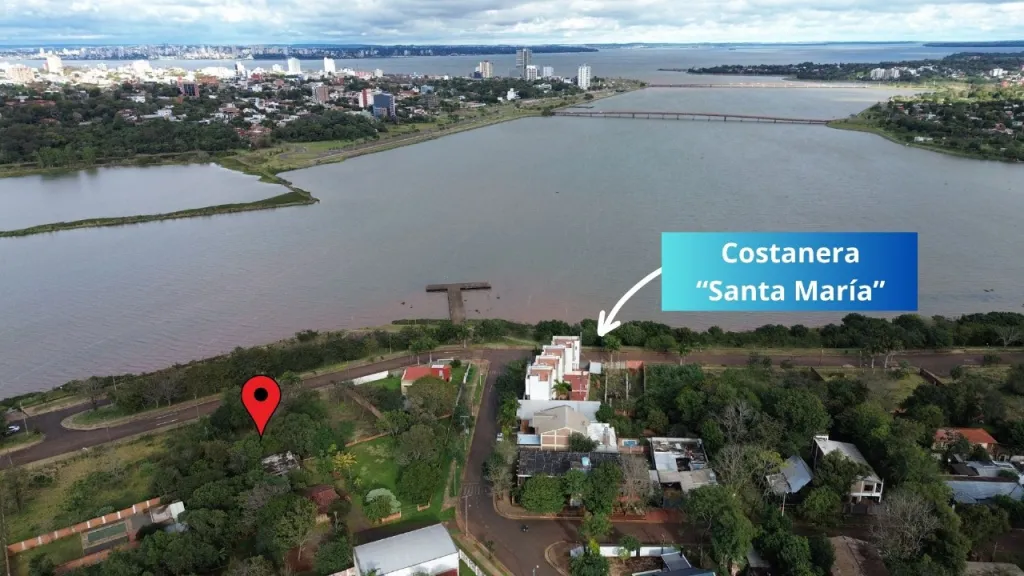 Terreno ubicado frente a la Costanera del Barrio Santa María en la ciudad de Encarnación. — foto 2