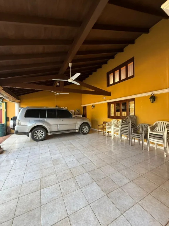 EN VENTA RESIDENCIA– SAN LORENZO A CUADRAS DE LEOPARDI 780m2 (2 terrenos) — фото 2