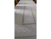 Vendo mantel de lienzo bordado