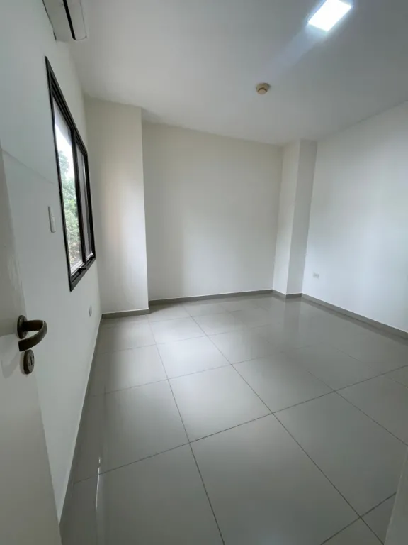 ALQUILO DEPARTAMENTO EN ASUNCION BARRIO LOS LAURELES COD 3172 — foto 3