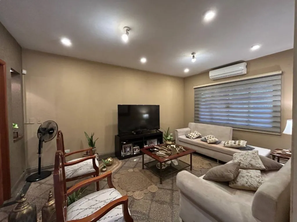 VENDO CASA Y OFICINA EN BARRIO VISTA ALEGRE — фото 2