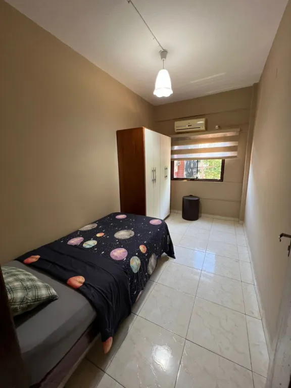 ALQUILO DEPARTAMENTO AMOBLADO EN EL CENTRO DE CIUDAD DEL ESTE COD 2630 — foto 2