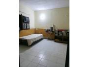 Casa habitable a precio de Terreno en Lambaré