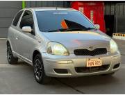 Toyota vitz 2002 ri
