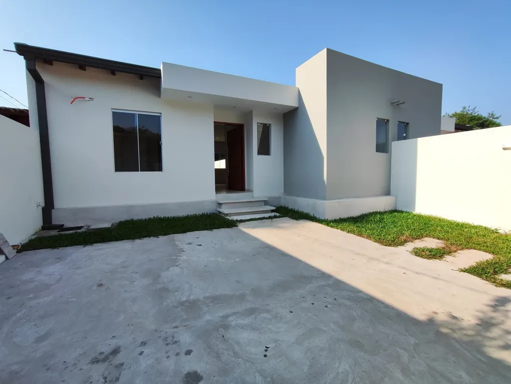 VENDO DÚPLEX EN LUQUE — photo 2