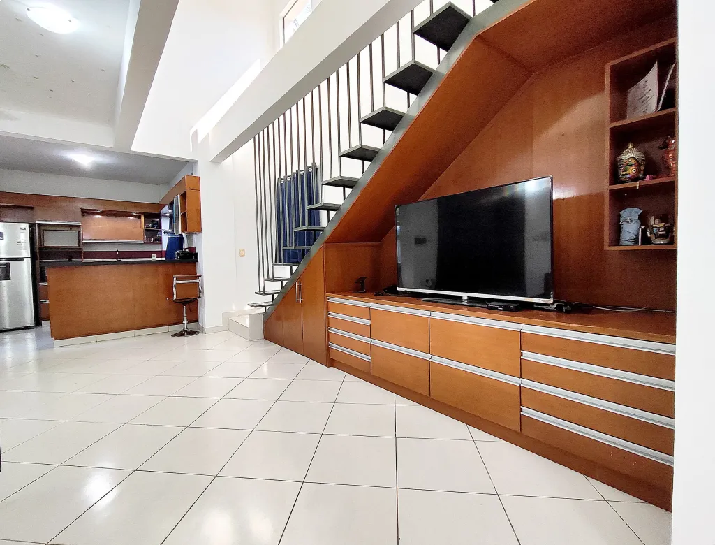 CASA EN VENTA EN MARIANO ROQUE ALONSO — photo 2